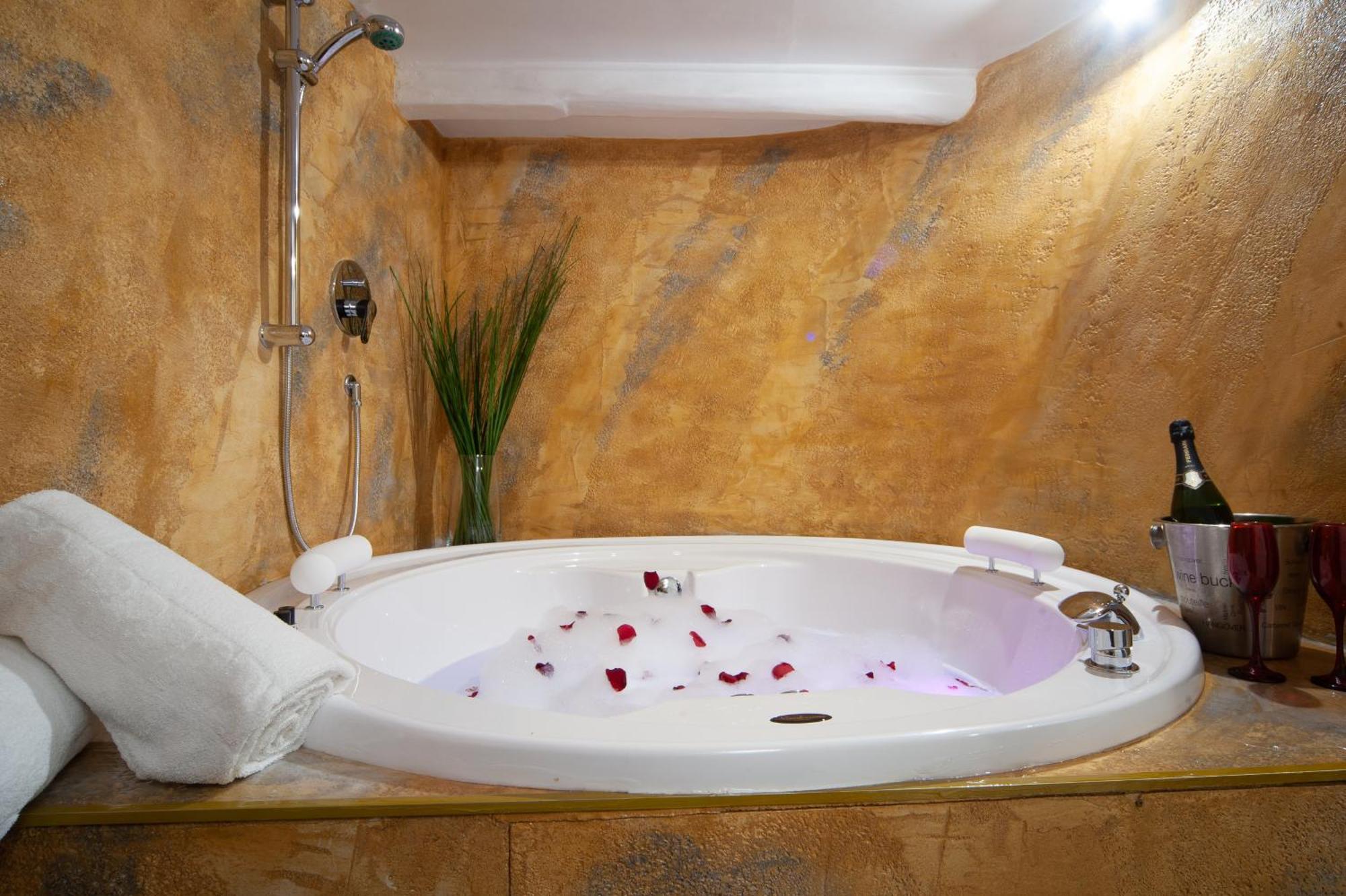 Navona Jacuzzi Apartamento